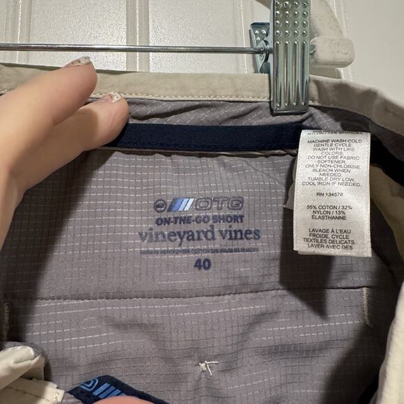 Vineyard Vines On The Go Shorts Mens 40 - Picture 3 of 5